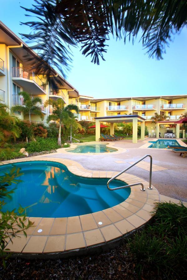 Caloundra Central Apartment Hotel Official Экстерьер фото