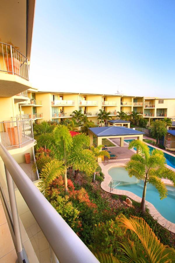 Caloundra Central Apartment Hotel Official Экстерьер фото