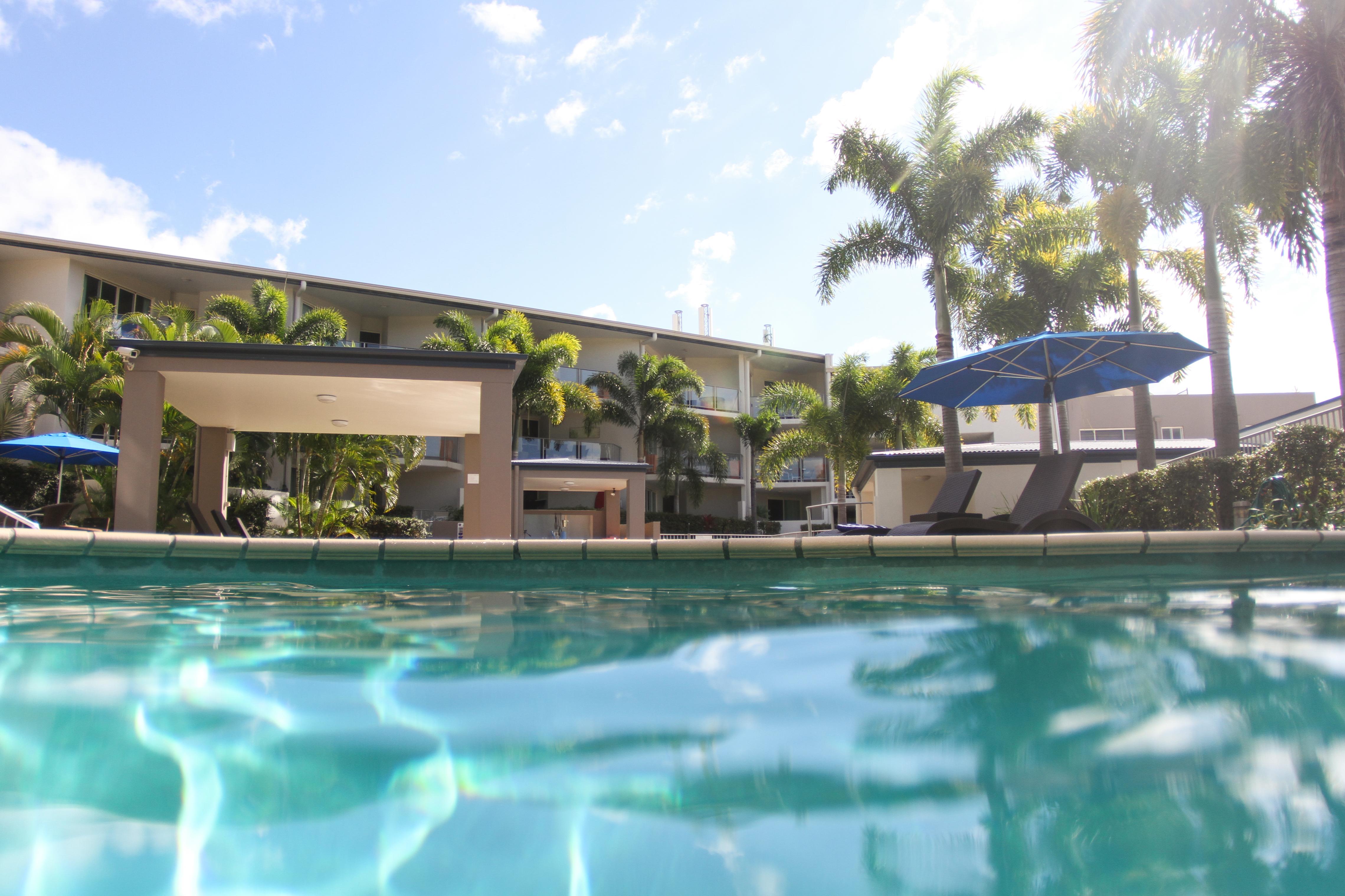 Caloundra Central Apartment Hotel Official Экстерьер фото