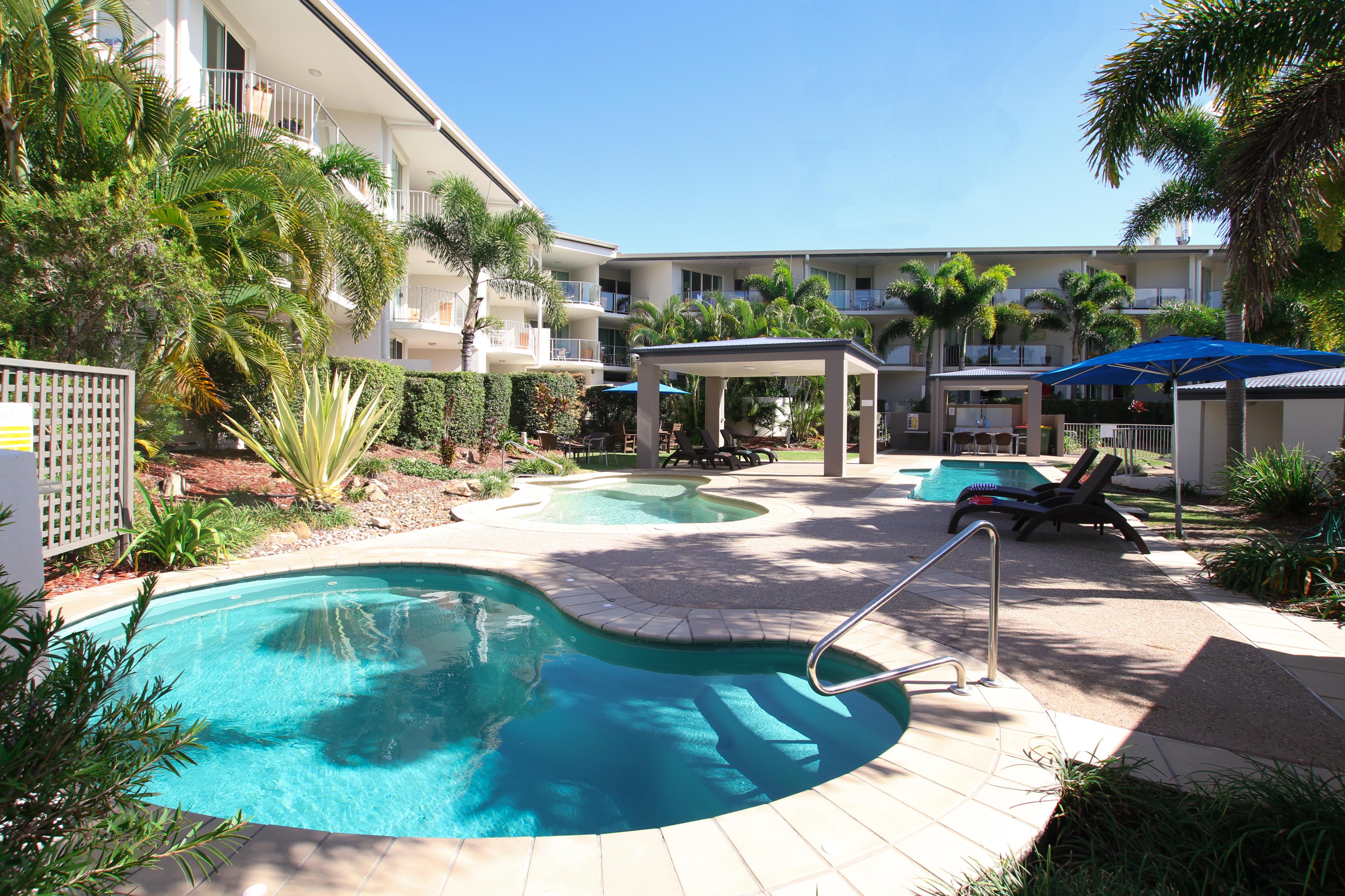 Caloundra Central Apartment Hotel Official Экстерьер фото